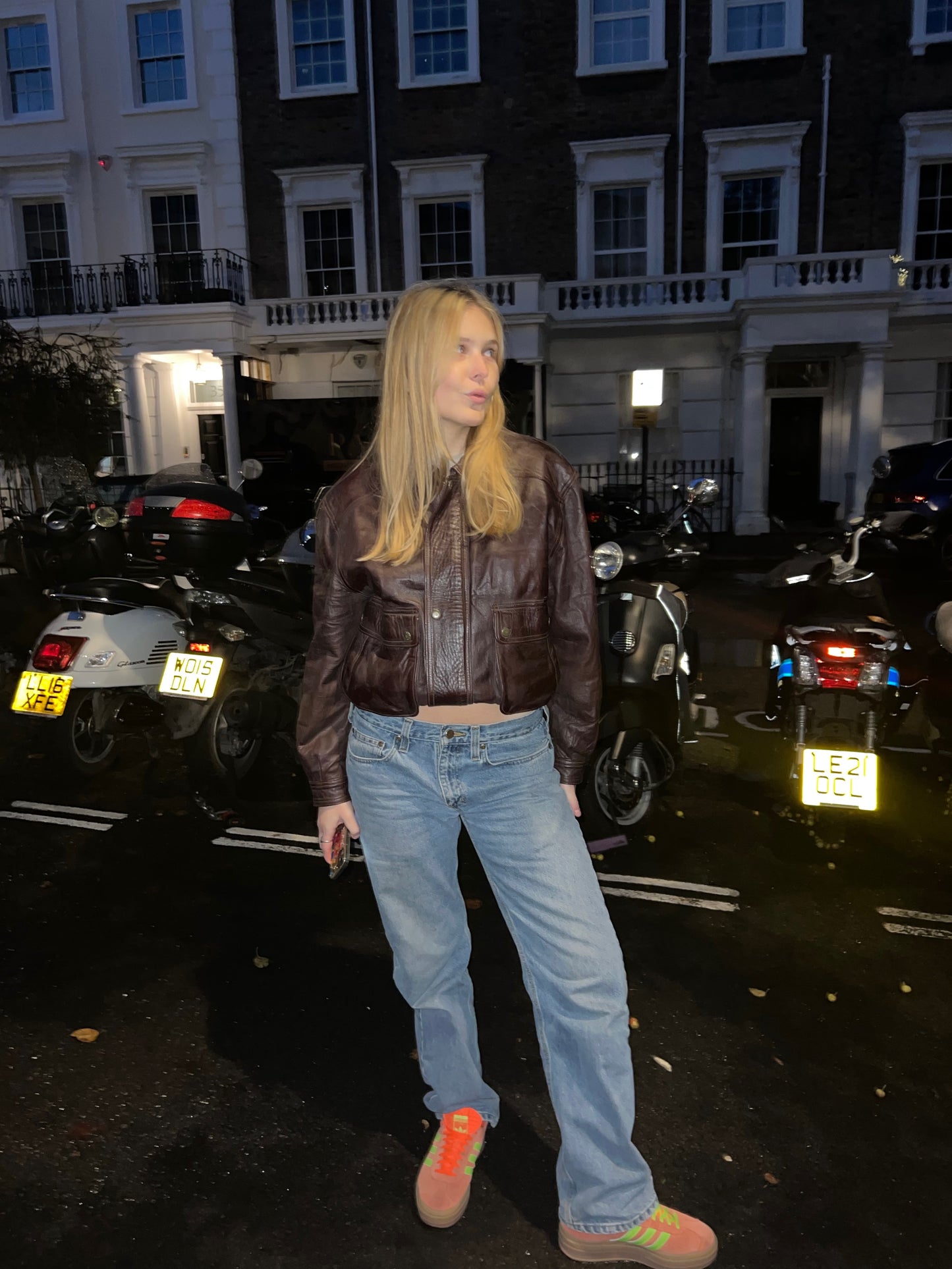 VINTAGE BURGUNDY LEATHER BOMBER JACKET